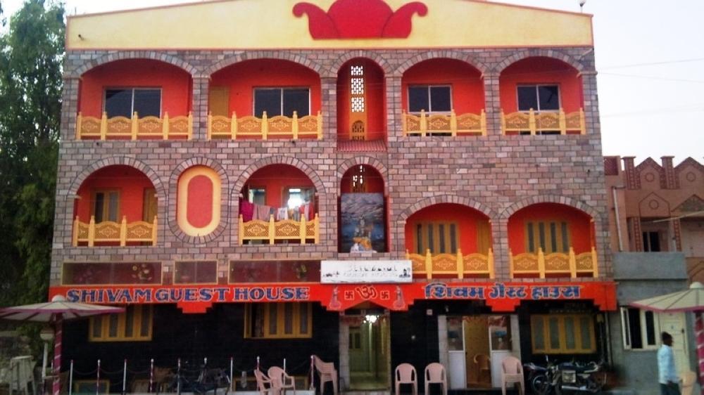 Hotel Shivam Dwārka Kültér fotó