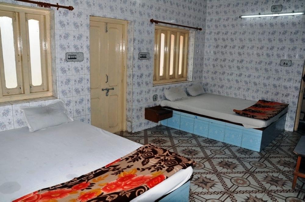 Hotel Shivam Dwārka Kültér fotó